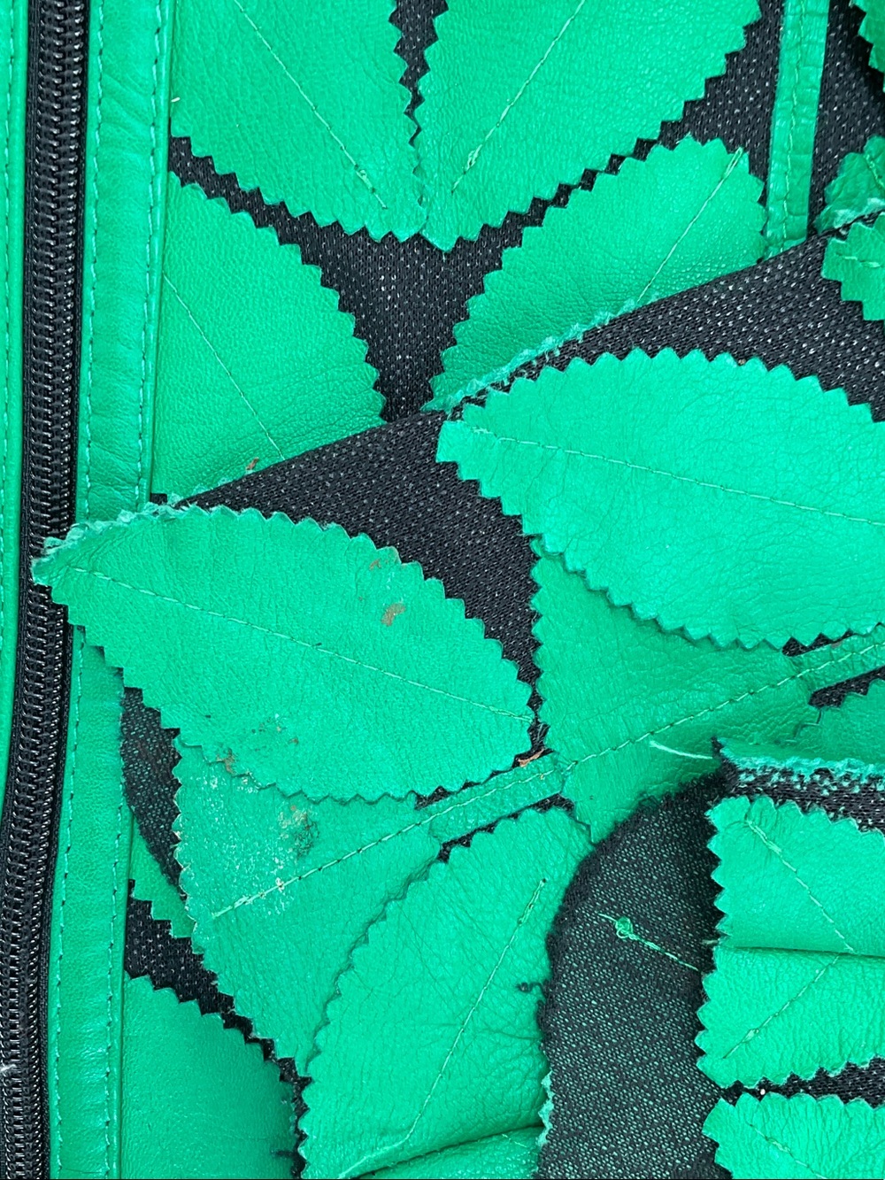 Green Leaf Pattern Zip Jacket Size Small - Picture 3 of 5